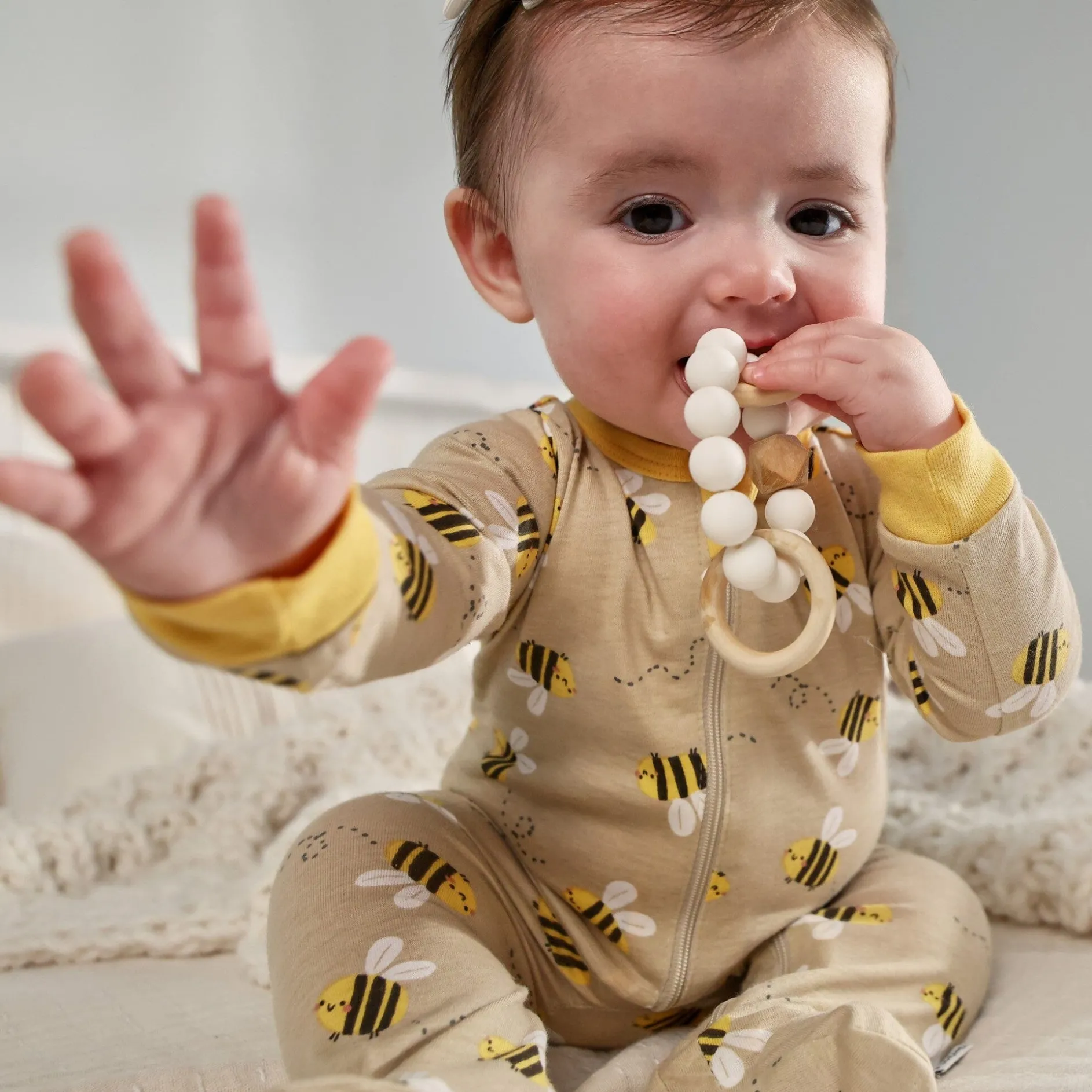 Baby Girls Busy Bees Sleep 'N Play