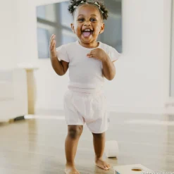 2-Piece Baby Girls Crystal Pink Bodysuit and Shorts Set