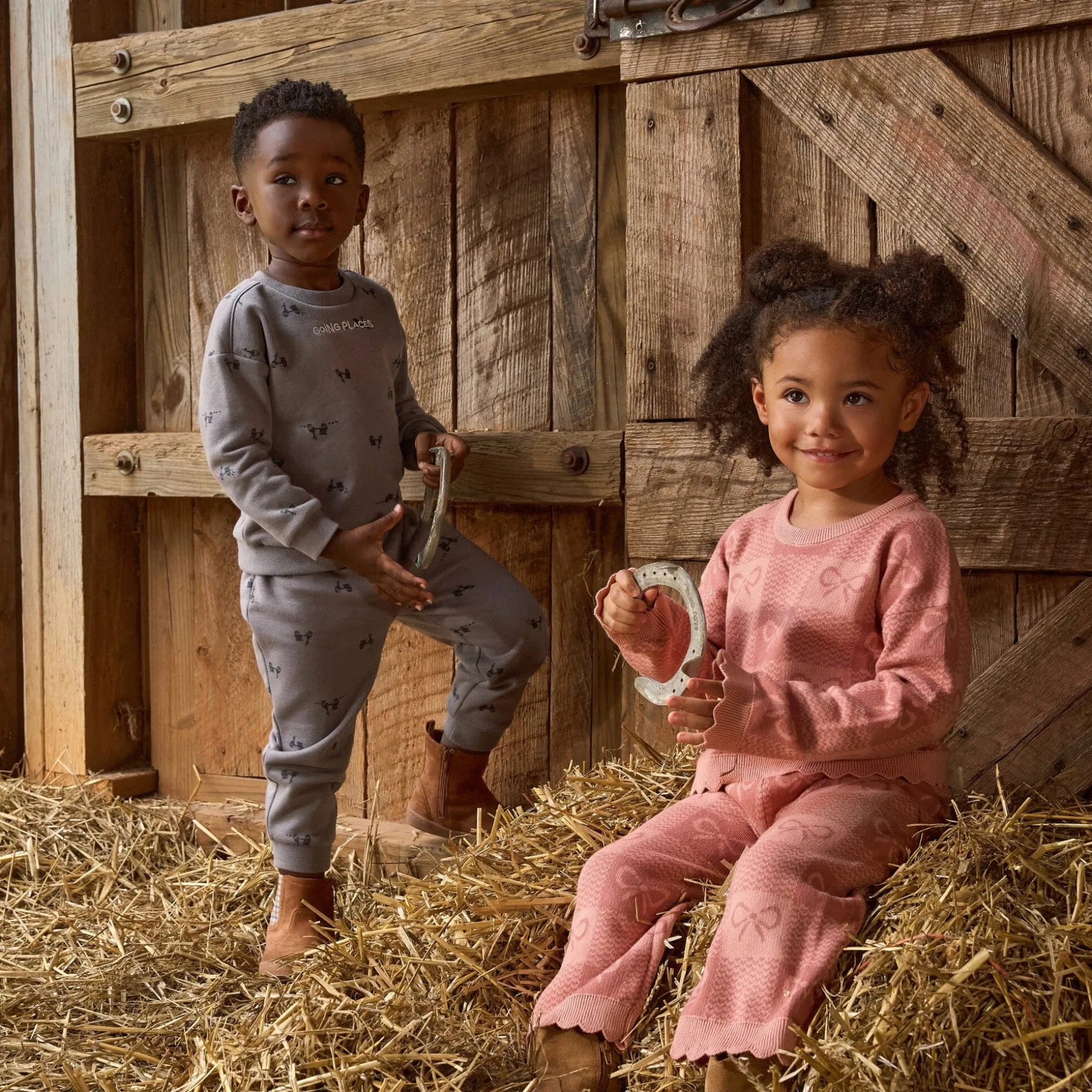 2-Piece Girls Pink Bows Check Sweater Top and Pant Set